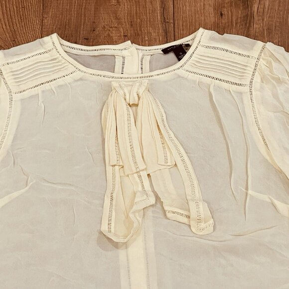 Ann Taylor 100% Silk Blouse Womens S Long Sleeve Yellow Sheer Lightweight Bow - Picture 2 of 5